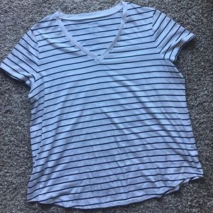 Black and white striped v-neck Tee